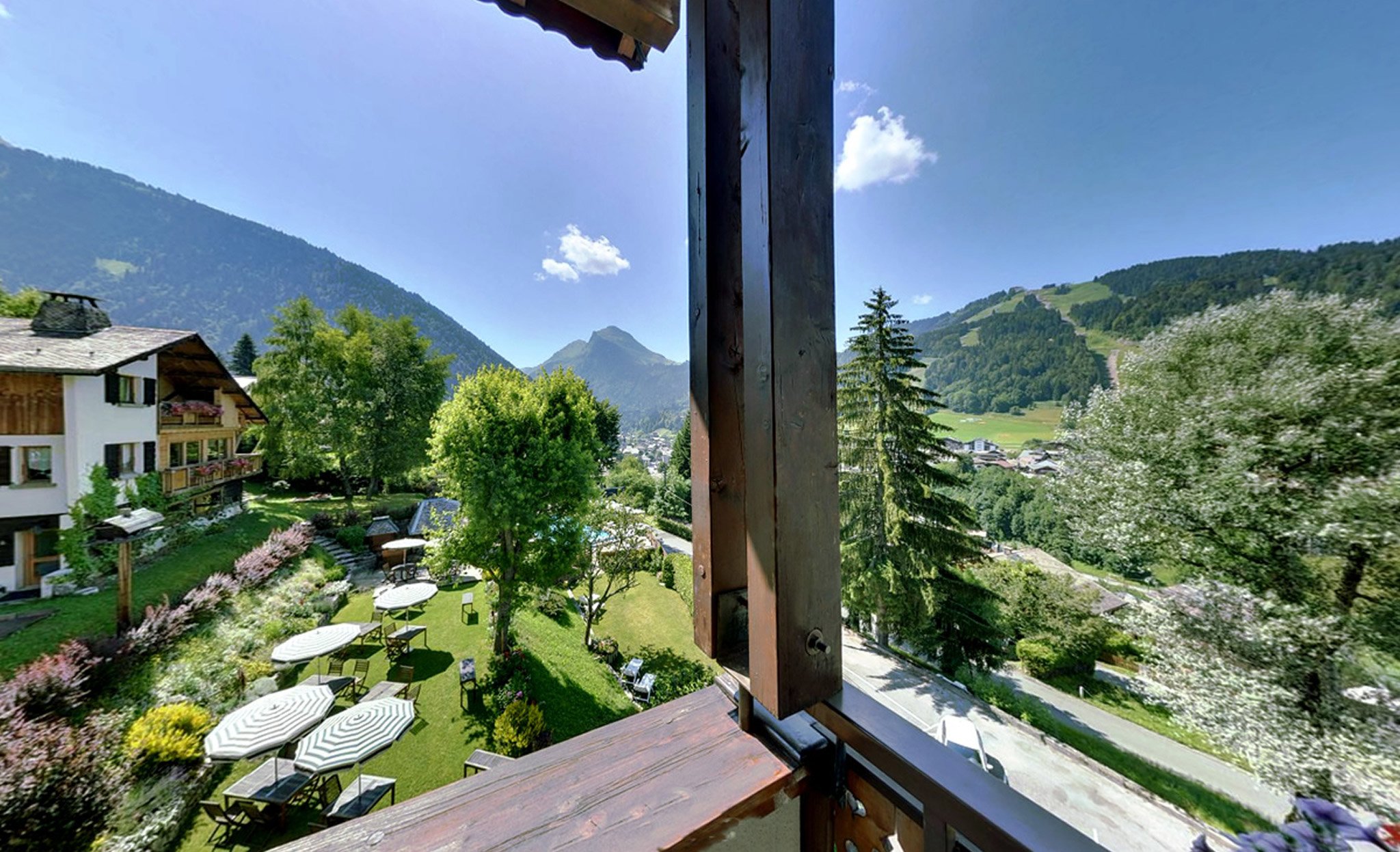 Hotel & Spa Le Dahu Chambre Cosy View from the balcony